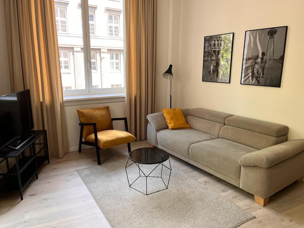 Skau Gajova Family Two Bedroom Apartment With A Terrace Free Parking Bratislava Buitenkant foto
